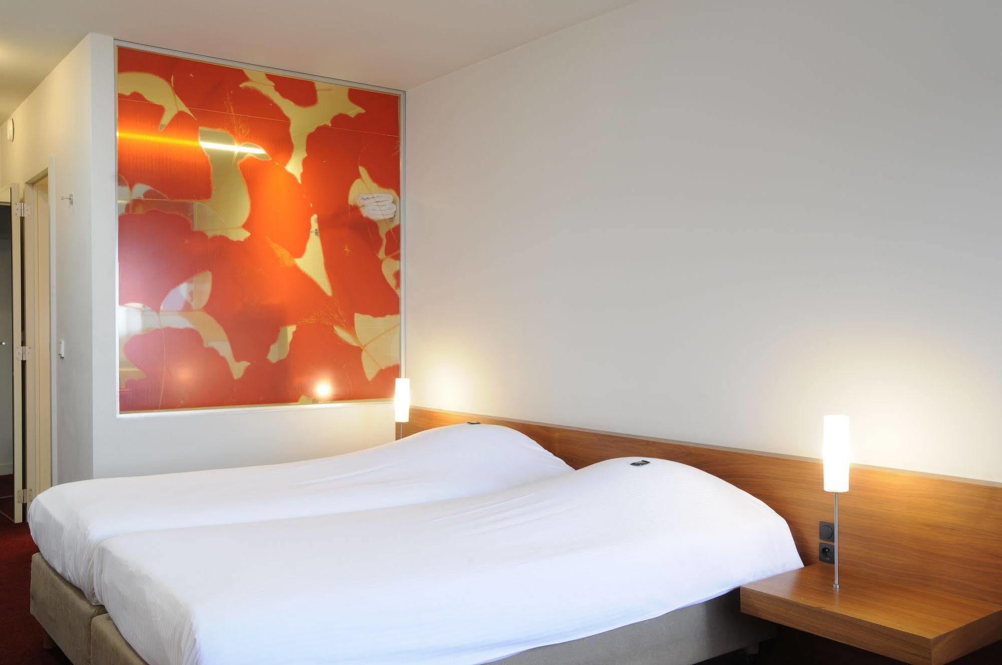 Hotel Corbie 3*